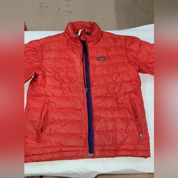 Patagonia Red Quilted Puffer Jacket Coat Boy Sz Large - Picture 2 of 8
